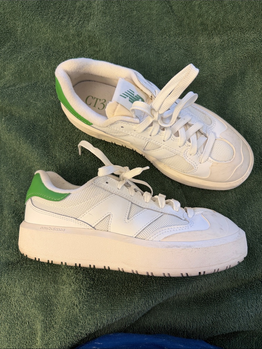 New Balance CT302 White Green Sneakers CT302OG Men’s 7 Women’s 8.5